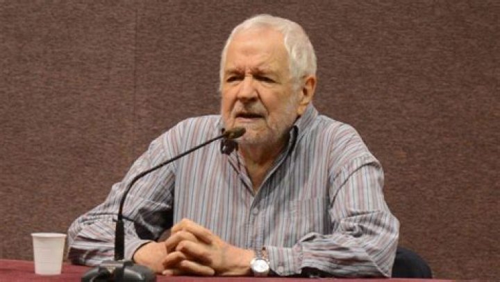 Andr&eacute;s M&eacute;ndez