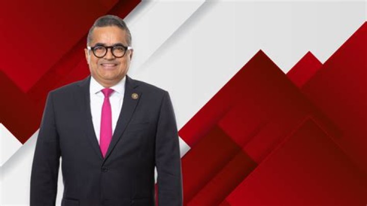 Carol Antonio Altamirano