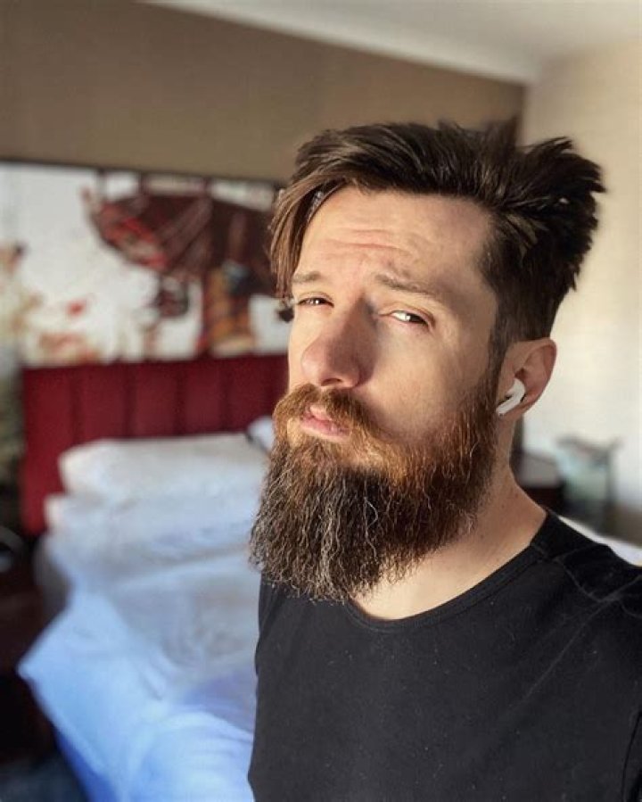 CaRtOoNz Net Worth