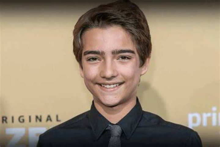 Elias Harger Net Worth