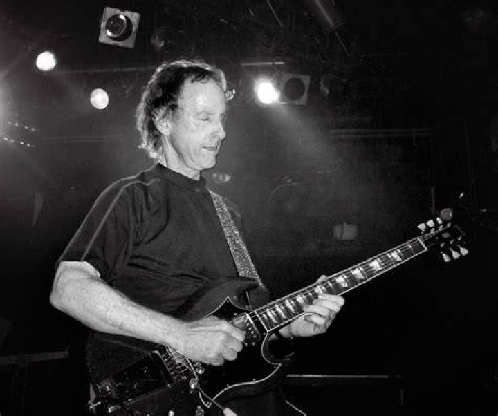 Enzo Krieger Net Worth