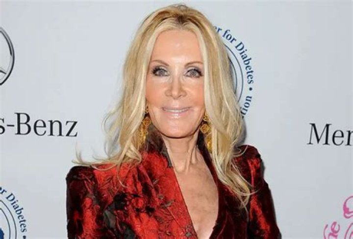 Joan Van Ark Net Worth