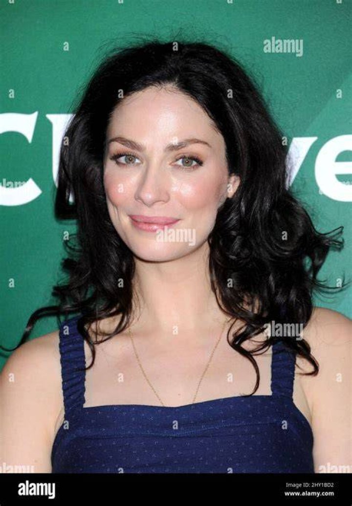 Joanne Kelly Joanne Kelly