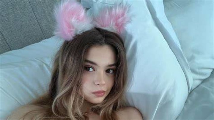 Molly Redwol
