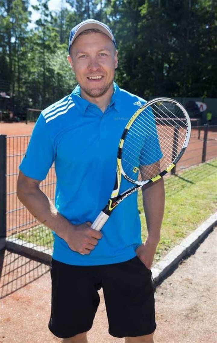 Niklas Hagman Niklas Hagman
