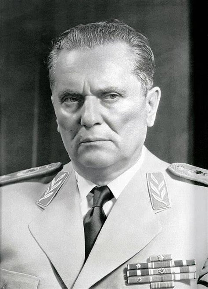 Saša Broz