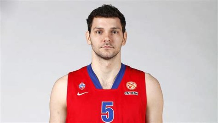 Vladimir Micov