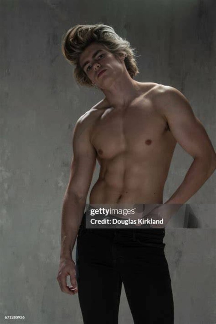Zander Hodgson Zander Hodgson